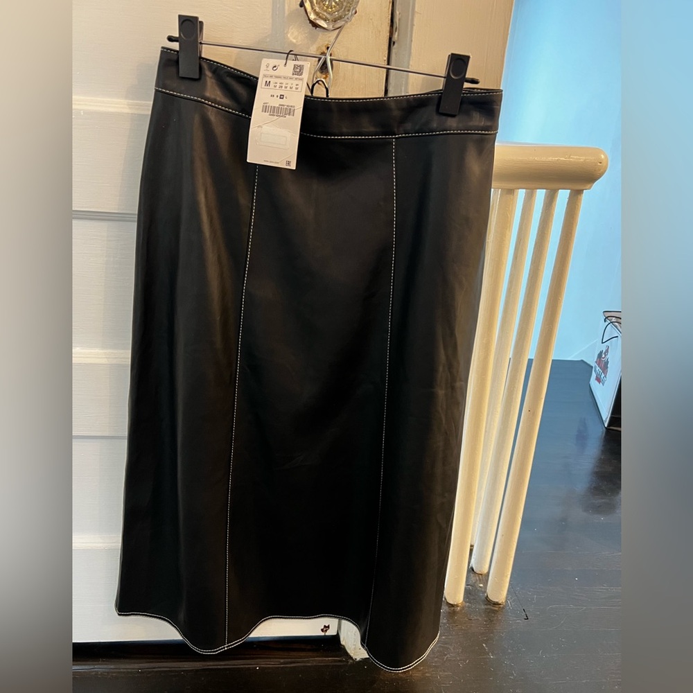 Rare Zara faux leather midi skirt with contrast stitching